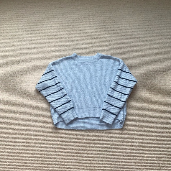 American Eagle Outfitters Sweaters - american eagle striped light blue crew neck knit soft sweater